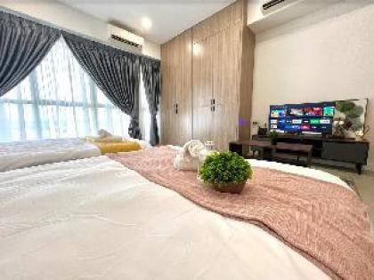 Include Parking /4Pax BellSuite Sepang KLIA GoMain - image 4