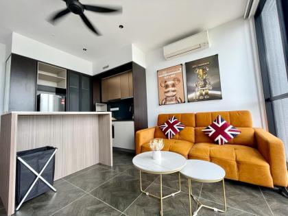 Scarletz Suites KLCC by Minshuku Home - image 29