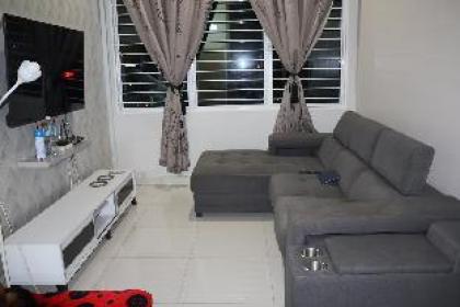 Full Furnished Family Apartment - image 2