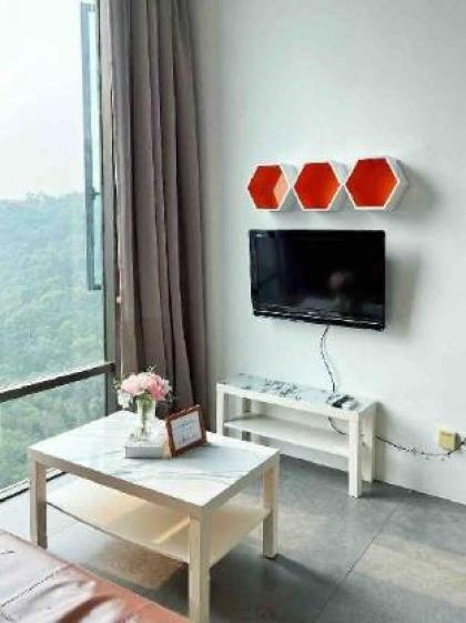 Studio Netflix Forest City View @ Empire Damansara - image 5