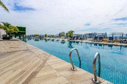 Dorsett Suite with Bathtub & Netflix | Near KL - image 19