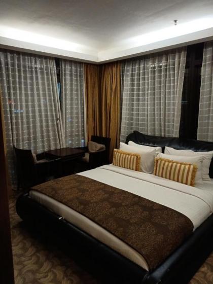 Excellent Serviced Suite At Berjaya Times Square - image 10