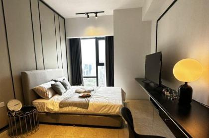 Klcc Bukit Bintang Deluxe Room-Pavilion KL by Miko - image 27