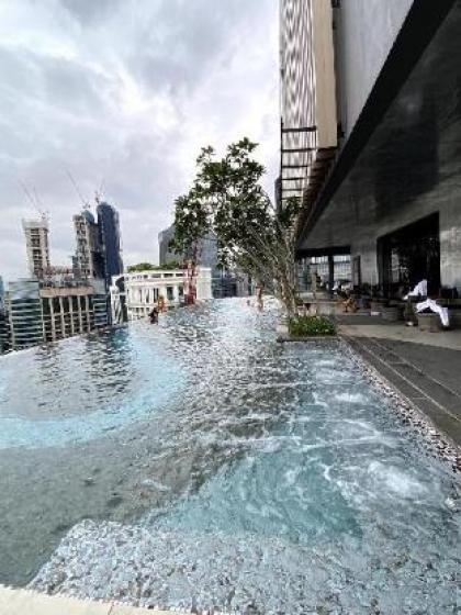 High Floor KLCC view Residence with Infinity Pool - image 18