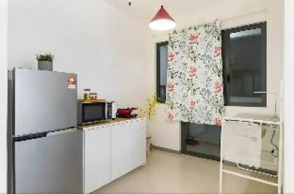 Modern 3BR Apt Near Desa Park/Mont Kiara Parking - image 5