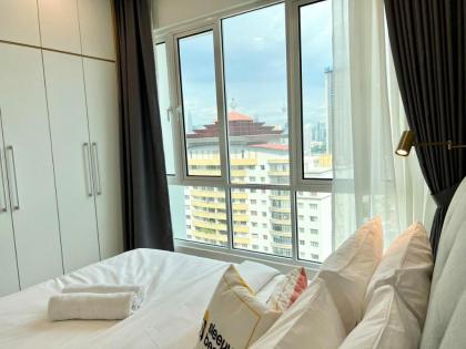 C28A Modern 2BR Suites KLCC View by SleepyBear - image 10