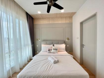 C28A Modern 2BR Suites KLCC View by SleepyBear - image 19