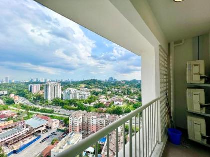 C28A Modern 2BR Suites KLCC View by SleepyBear - image 4