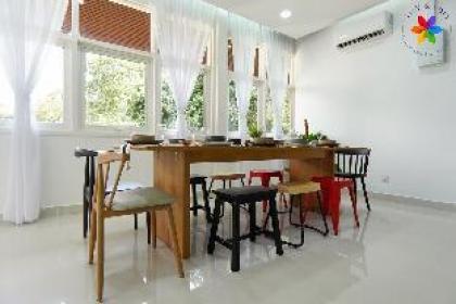 KL Tunku Townhouse by LilyandLoft - image 6