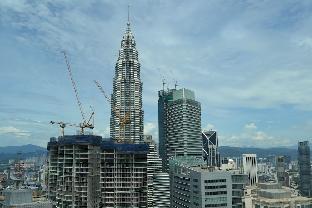 Klcc Kl Tower View Luxury Suites - main image