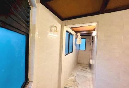 OYO 90909 I.villa Inn - image 22