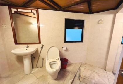 OYO 90909 I.villa Inn - image 23